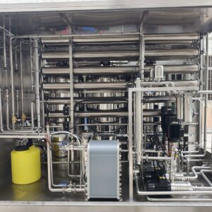 Compact stainless water purification cabinet