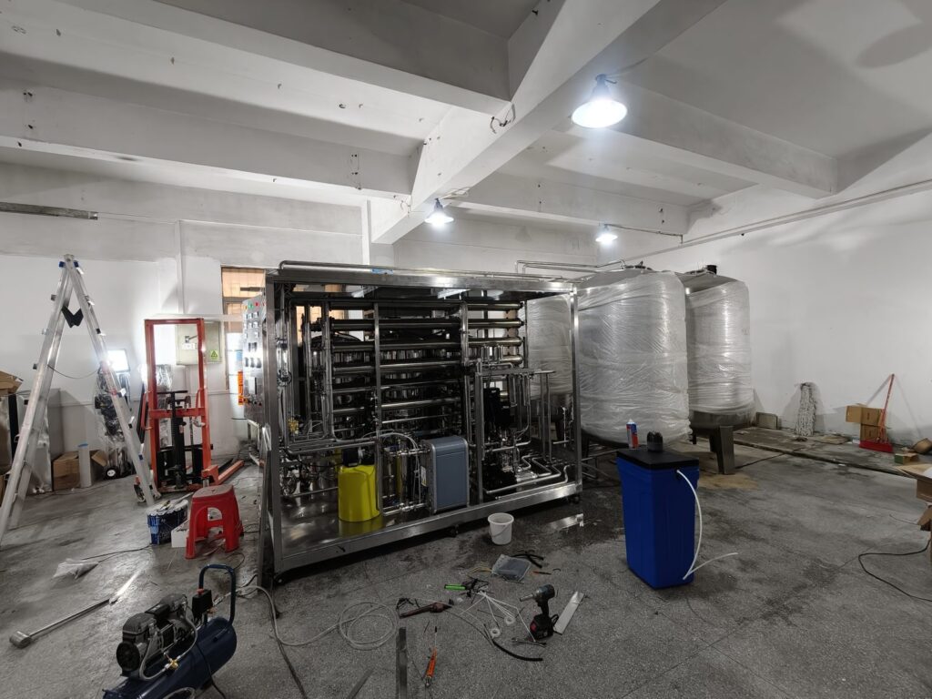 High-capacity stainless water treatment plant